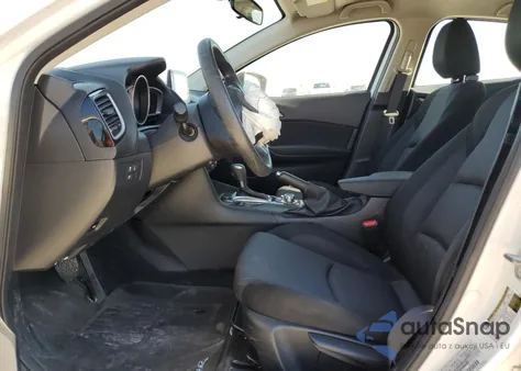 2016 Mazda 3 Sport z USA, uszkodzony, nr VIN JM1BM1U71G1333550